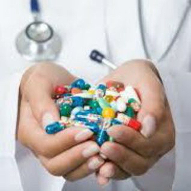 دكتور صيدلي